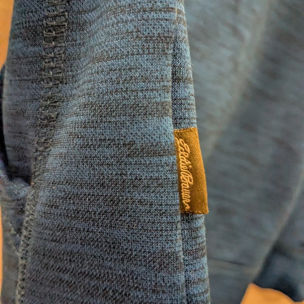 🟦 Eddie Bauer Boy's Heather Blue Zip-Up Hoodie; Size: 8 - Picture 4 of 6